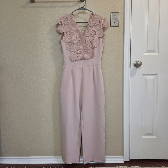 Shein Contrast Lace Scallop Trim Pink Jumpsuit Romper size Small Spring Summer - Picture 1 of 8
